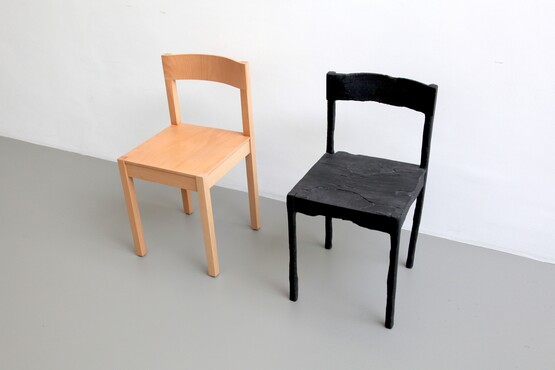 Richard Hutten (design), Lensvelt (execution) No Sign of Design, 1992; right: Maarten Baas, Smoke NSOD Chair, 2003