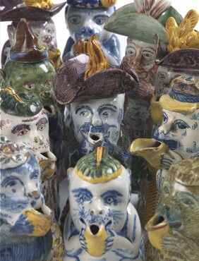 Melkkannen in de vorm van een aap, Delft, 1750-1770, tinglazuuraardewerk, hoogte 22 cm, Kunstmuseum Den Haag – The Lavino Collection