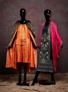 Evening dresses and evening cloak and coat in ‘oriental’ style, 1920s. The velvet cloak is a design by Maria Monaci Gallenga; the dark pink evening coat has a kimono shape. Kunstmuseum Den Haag. Photo: Alice de Groot.