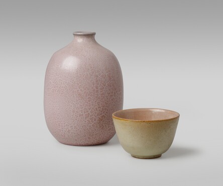 Hein Andrée (1882-1961) Little vase (c. 1943-1949) and cup (c. 1924-1929) max. height 9,2 cm Photo: Jan Zweerts