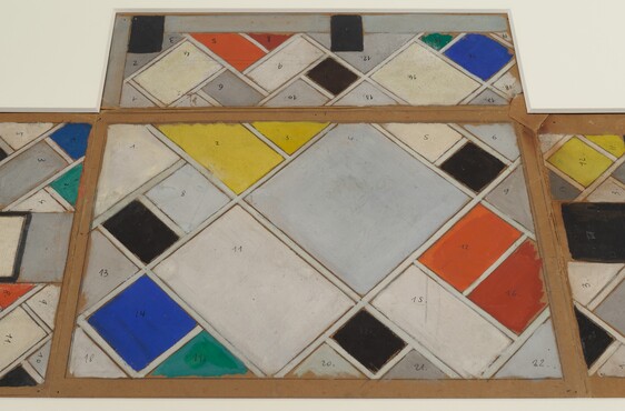 Theo van Doesburg. Interieurmaquette. Kleurontwerp voor plafond en drie wanden, Café de l’Aubette Ciné-dancing, 1926/1927. Potlood en gouache op karton. 43 x 74,5 cm. Collectie Het Nieuwe Instituut, DOES m1. Foto Johannes Schwartz.