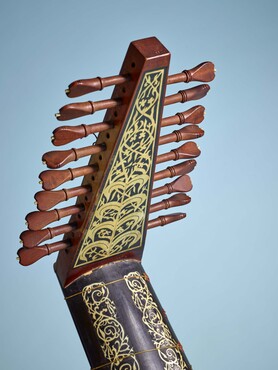 Sebastian Schelle, lute (detail), Europe, 1735, Kunstmuseum Den Haag, photo Alice de Groot