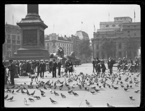 Bernard F. Eilers, Trafalgar Square, Londen, ca. 1928. Stadsarchief Amsterdam/ Bernard F. Eilers